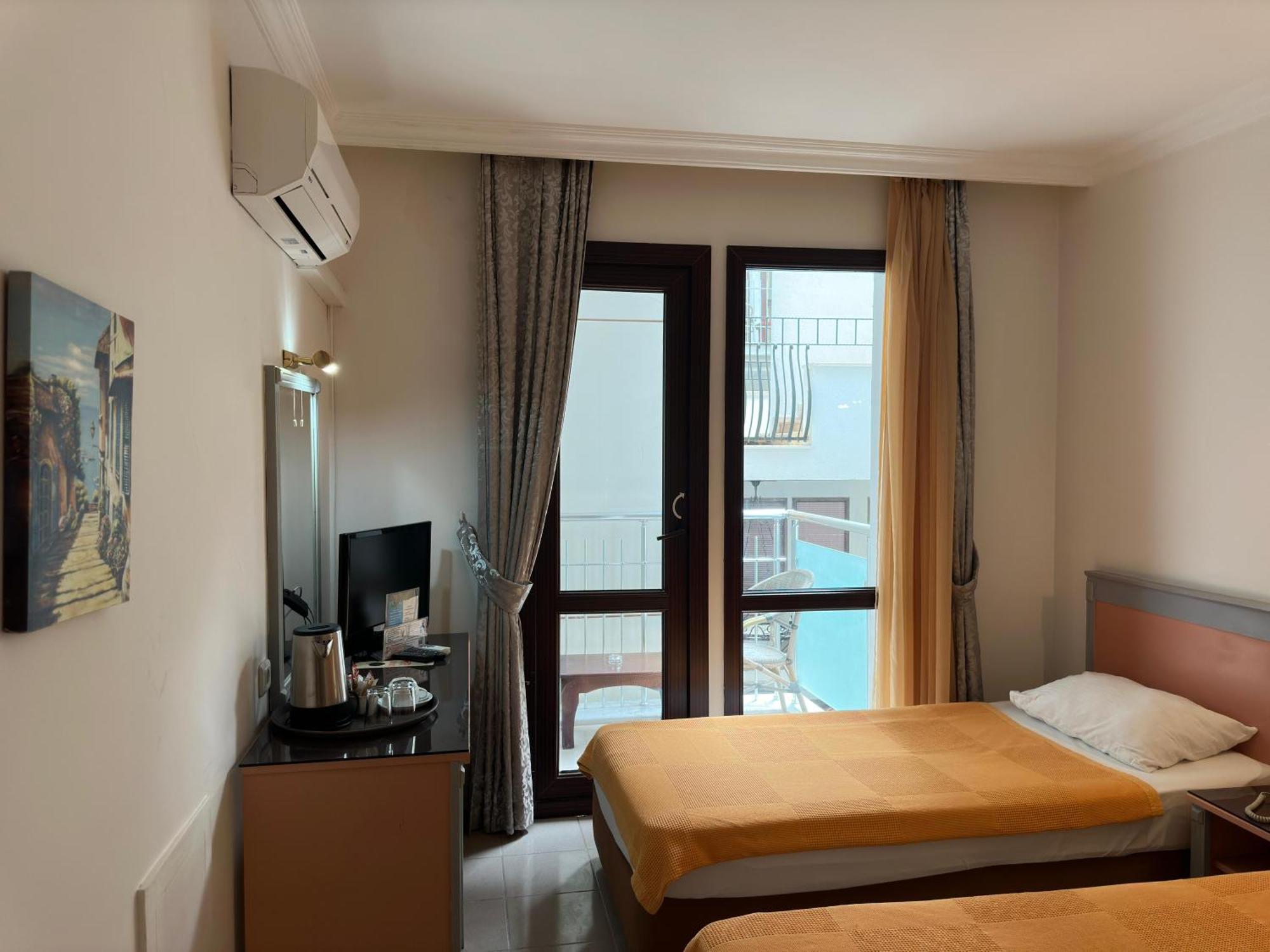 Ata Park Hotel Fethiye Kültér fotó